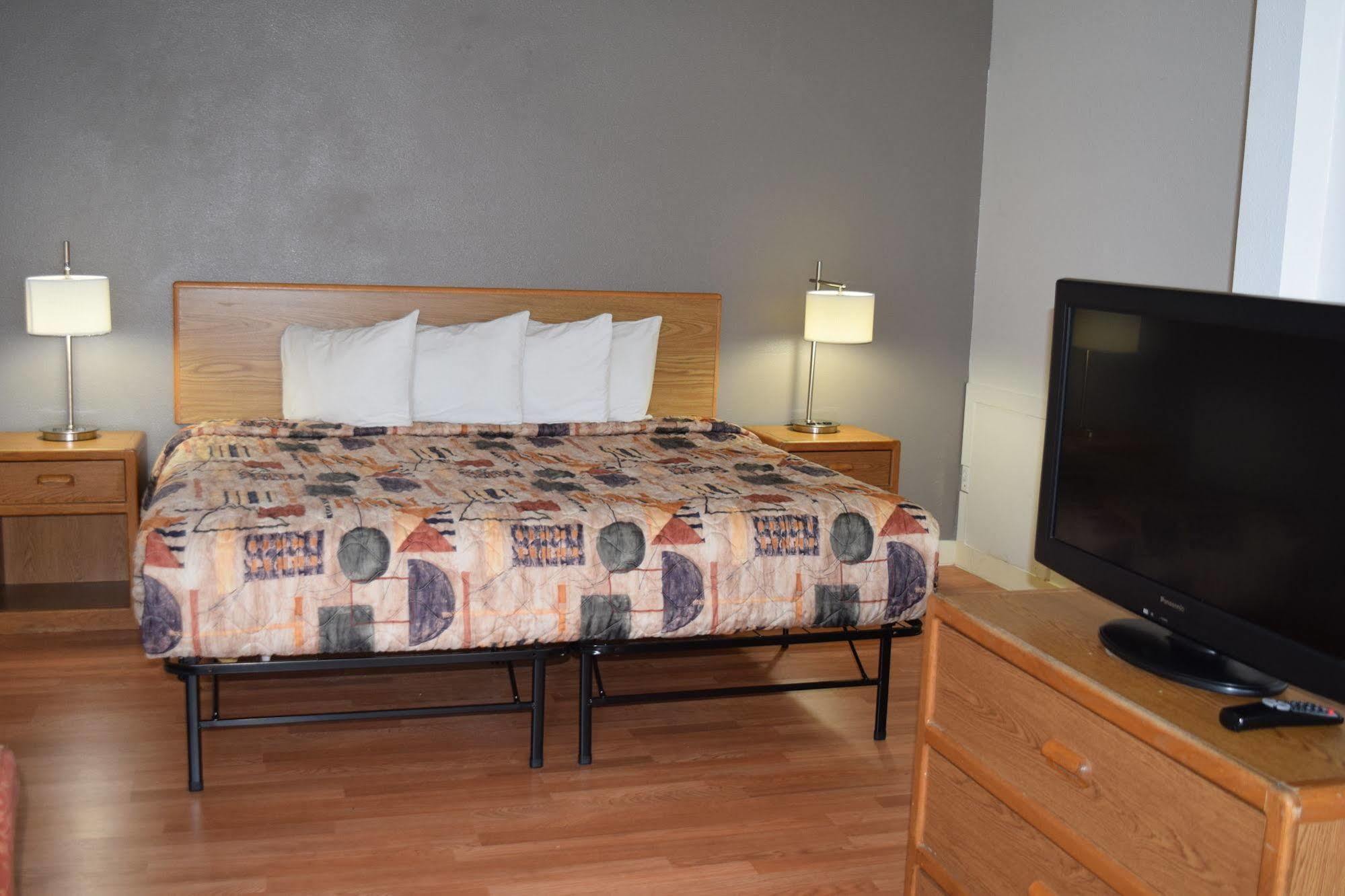 Little Suites Provo Extended Stay Exterior photo